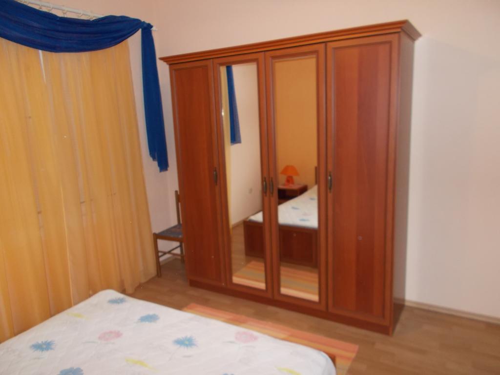 Apartments Makaus Kampor Rom bilde